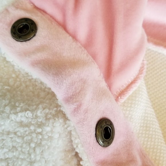 Pink/Off White with pockets pull over top.. EUC - Picture 4 of 7